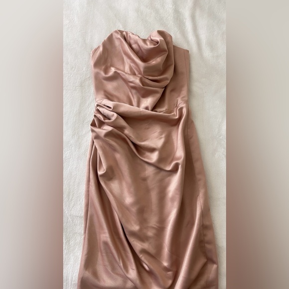NWOT Blush Satin Corset Dress. Size S. Never been worn. - Picture 6 of 7